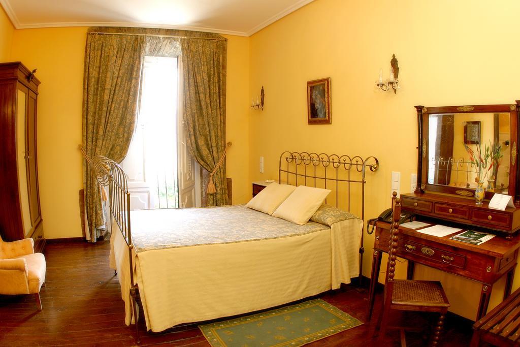 Hotel Monumento Pazo Do Castro 오 바르코 데 발데오라스 객실 사진