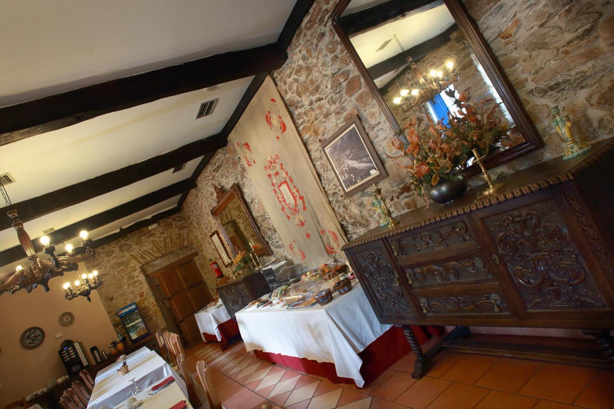 Hotel Monumento Pazo Do Castro 오 바르코 데 발데오라스 외부 사진
