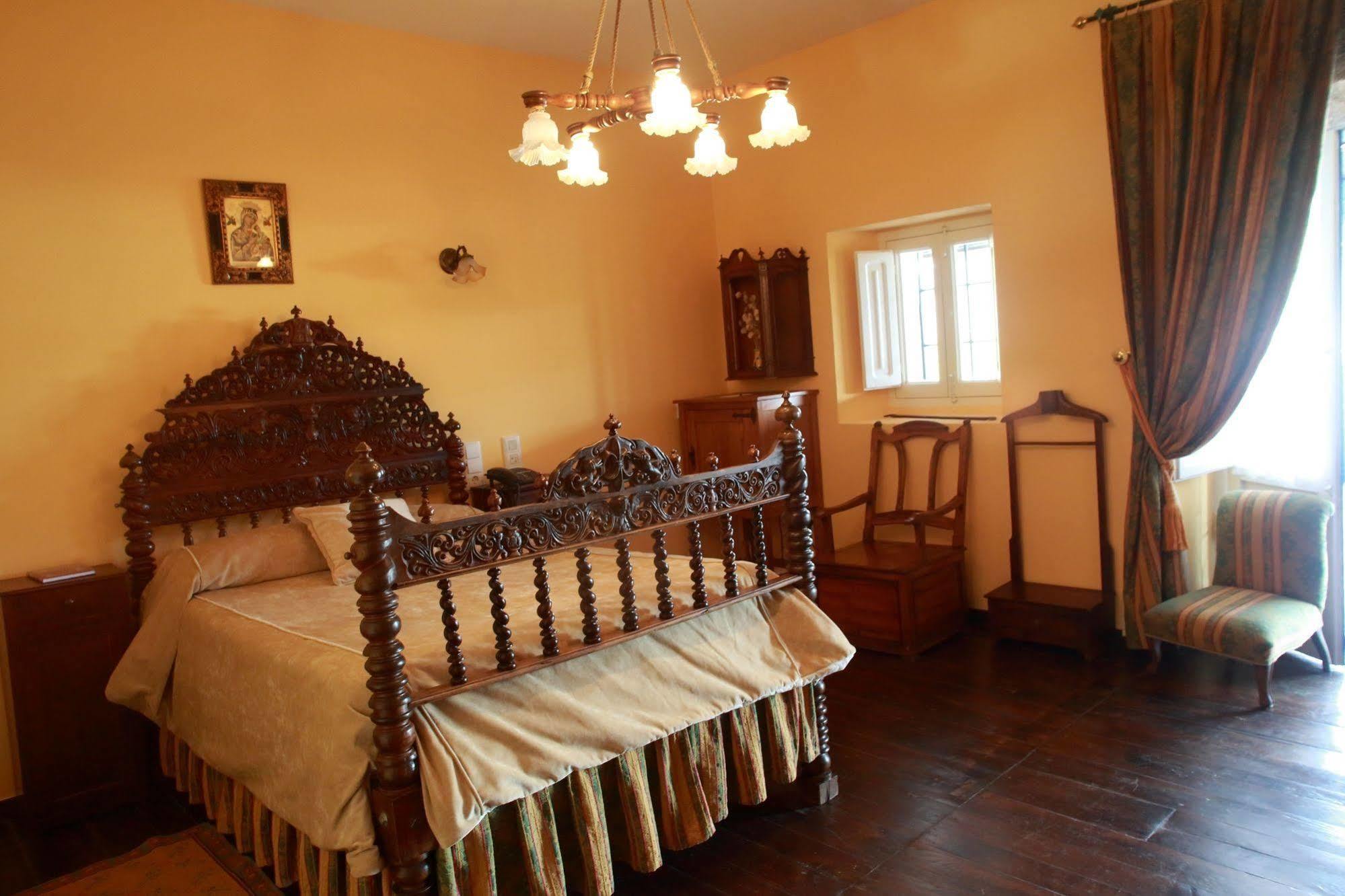Hotel Monumento Pazo Do Castro 오 바르코 데 발데오라스 외부 사진